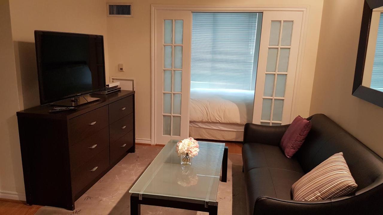 Toronto Luxury Accommodations - Qwest Luaran gambar