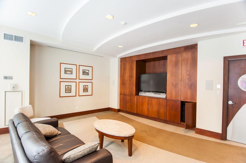 Toronto Luxury Accommodations - Qwest Luaran gambar