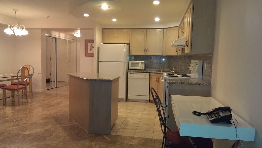 Toronto Luxury Accommodations - Qwest Luaran gambar