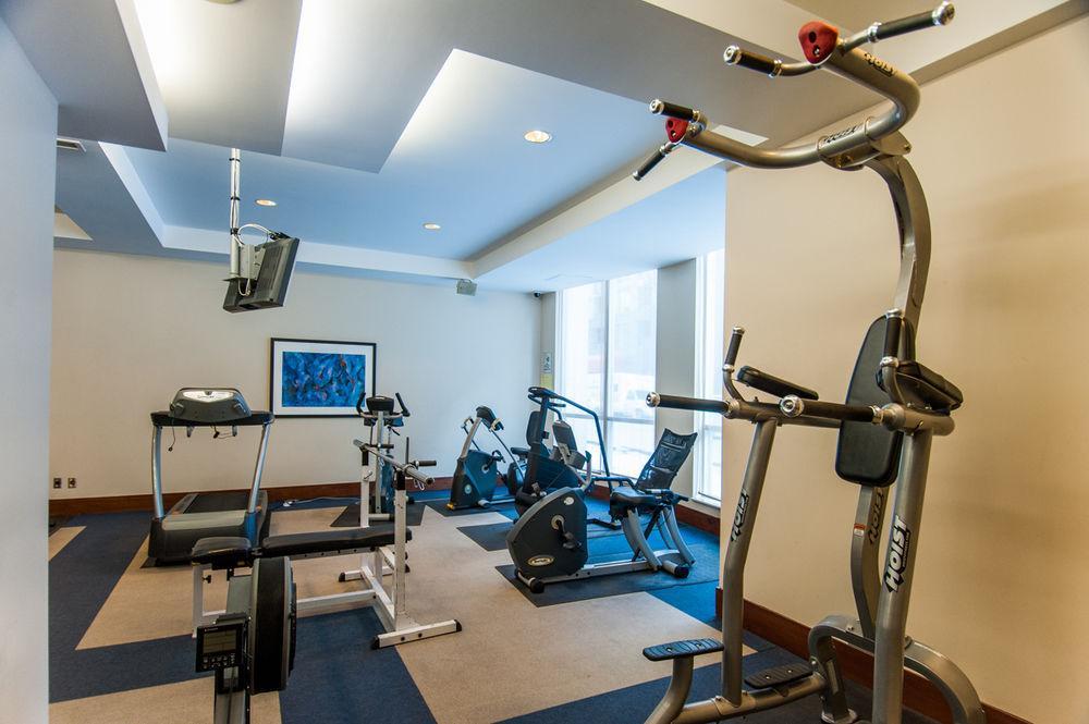 Toronto Luxury Accommodations - Qwest Luaran gambar