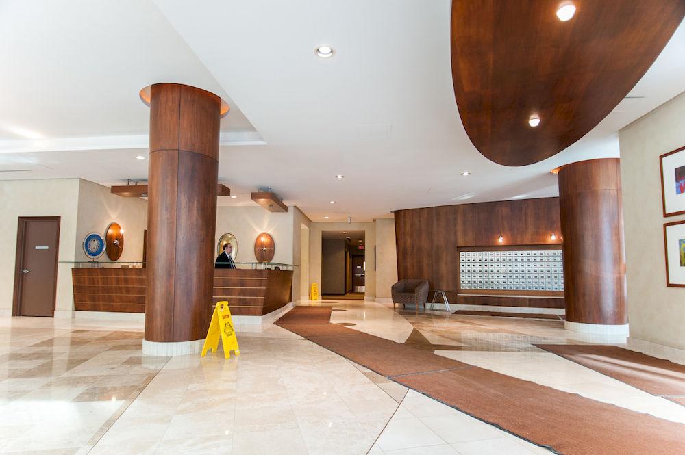 Toronto Luxury Accommodations - Qwest Luaran gambar