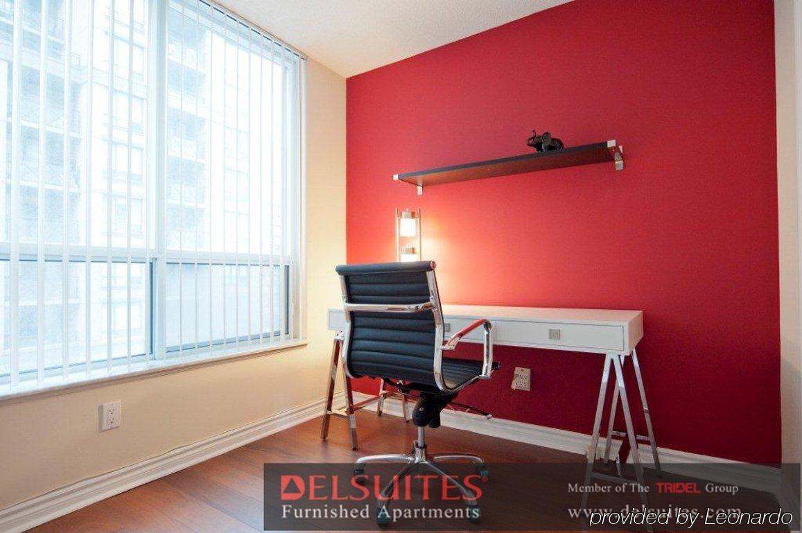 Toronto Luxury Accommodations - Qwest Luaran gambar